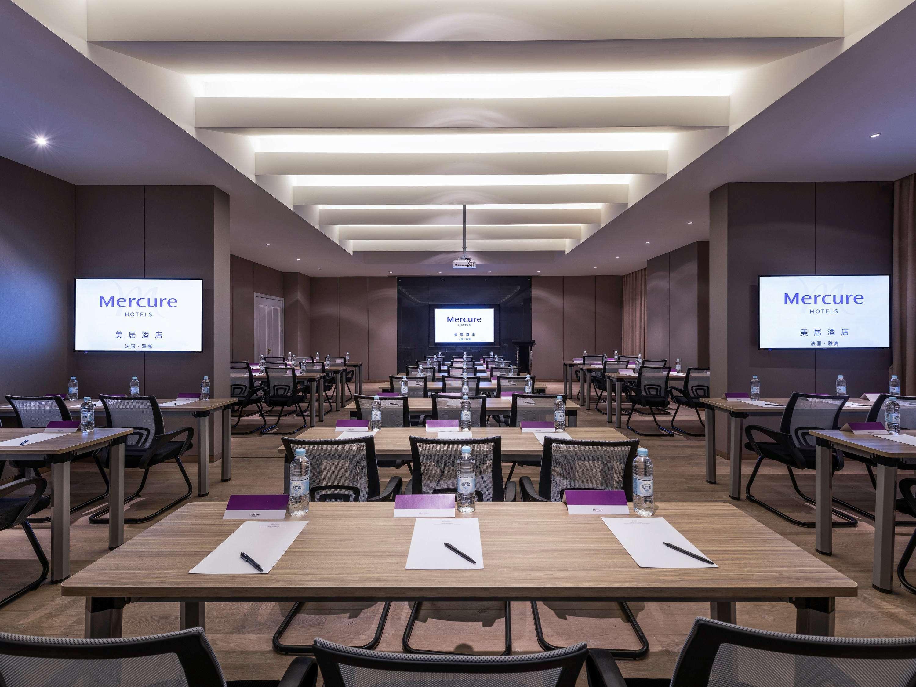 Mercure Shanghai Jiuting Bagian luar foto